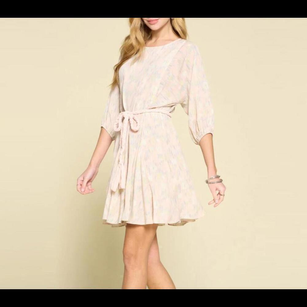NWT Boutique Oddy pink grey & white mini dress. Beautiful & feminine
